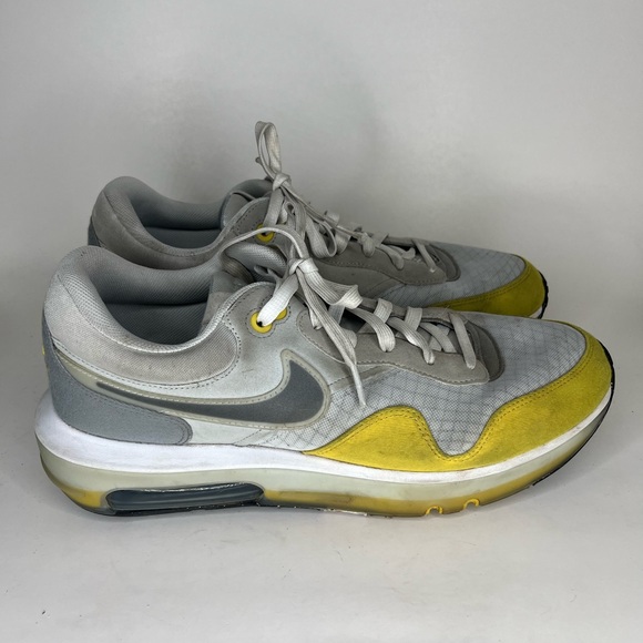 Nike Air Max Motif DD3697-001 Pre-Owned Men Size 11.5 Shoes Sneakers - Picture 1 of 16